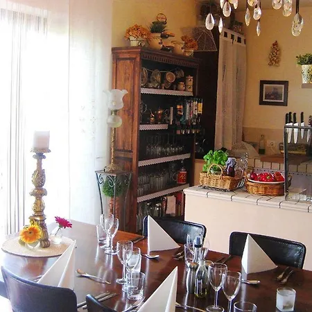 Casaremi Farmhouse Guest house
