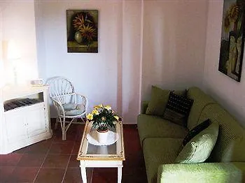 Casaremi Farmhouse Guest house